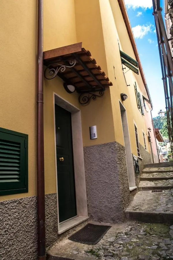 Ca' Melia Apartment Castiglione Chiavarese Italy